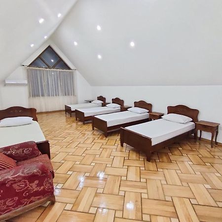 Batumi Sun Hostel Екстер'єр фото