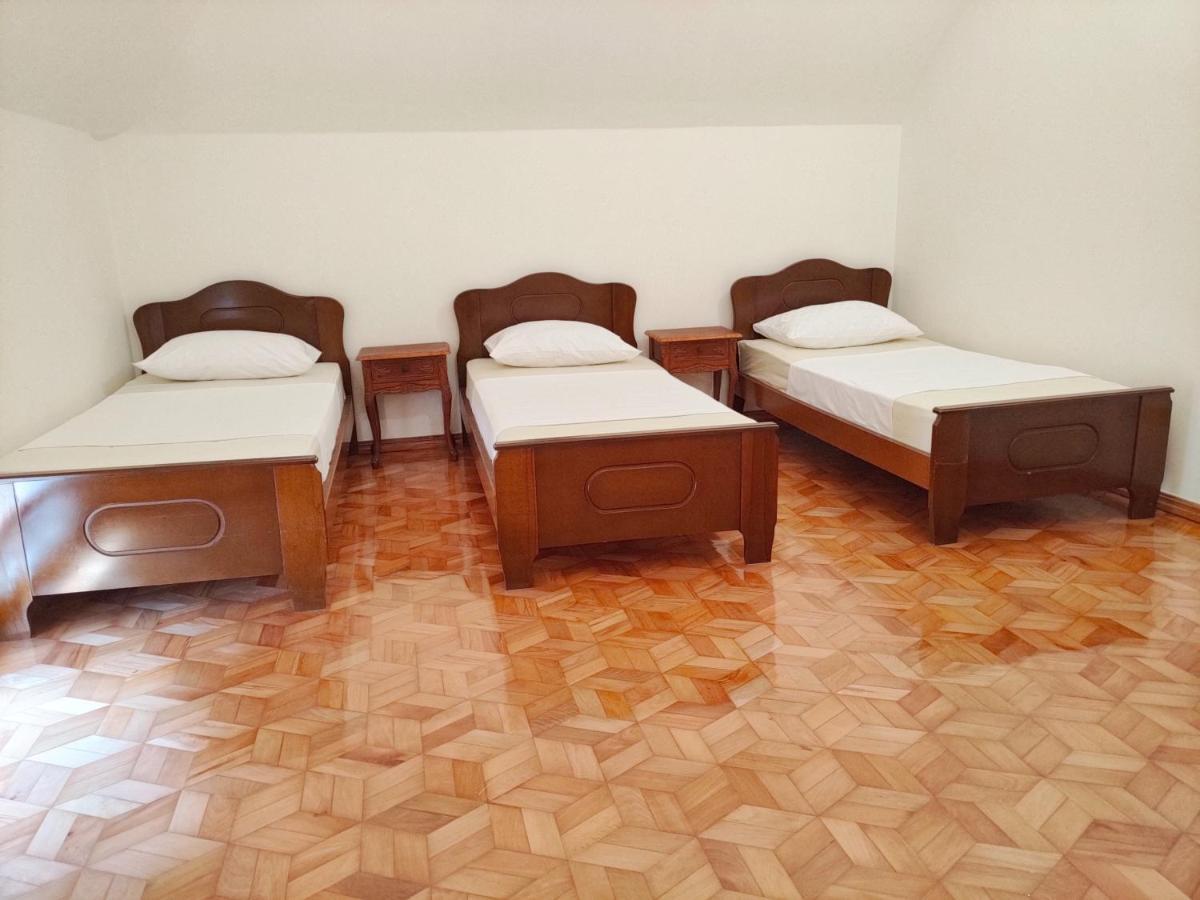 Batumi Sun Hostel Екстер'єр фото